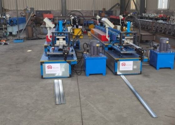 Non Stop Cutting 0.5mm Rolling Shutter Door Slats Roll Forming Machine